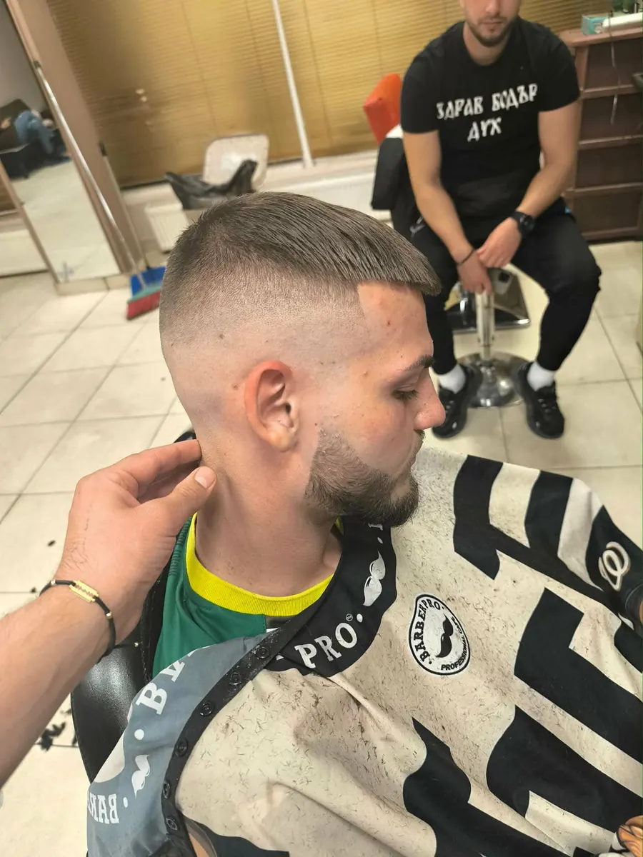Buzz Fade с брада — Цветан