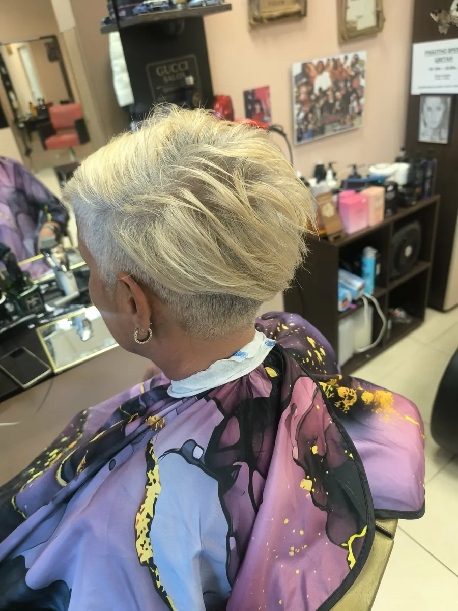 Pixie Undercut — Цветан